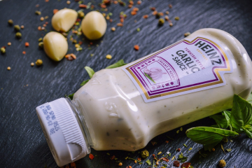 Соус Часниковий п/п ТМ Heinz 220мл