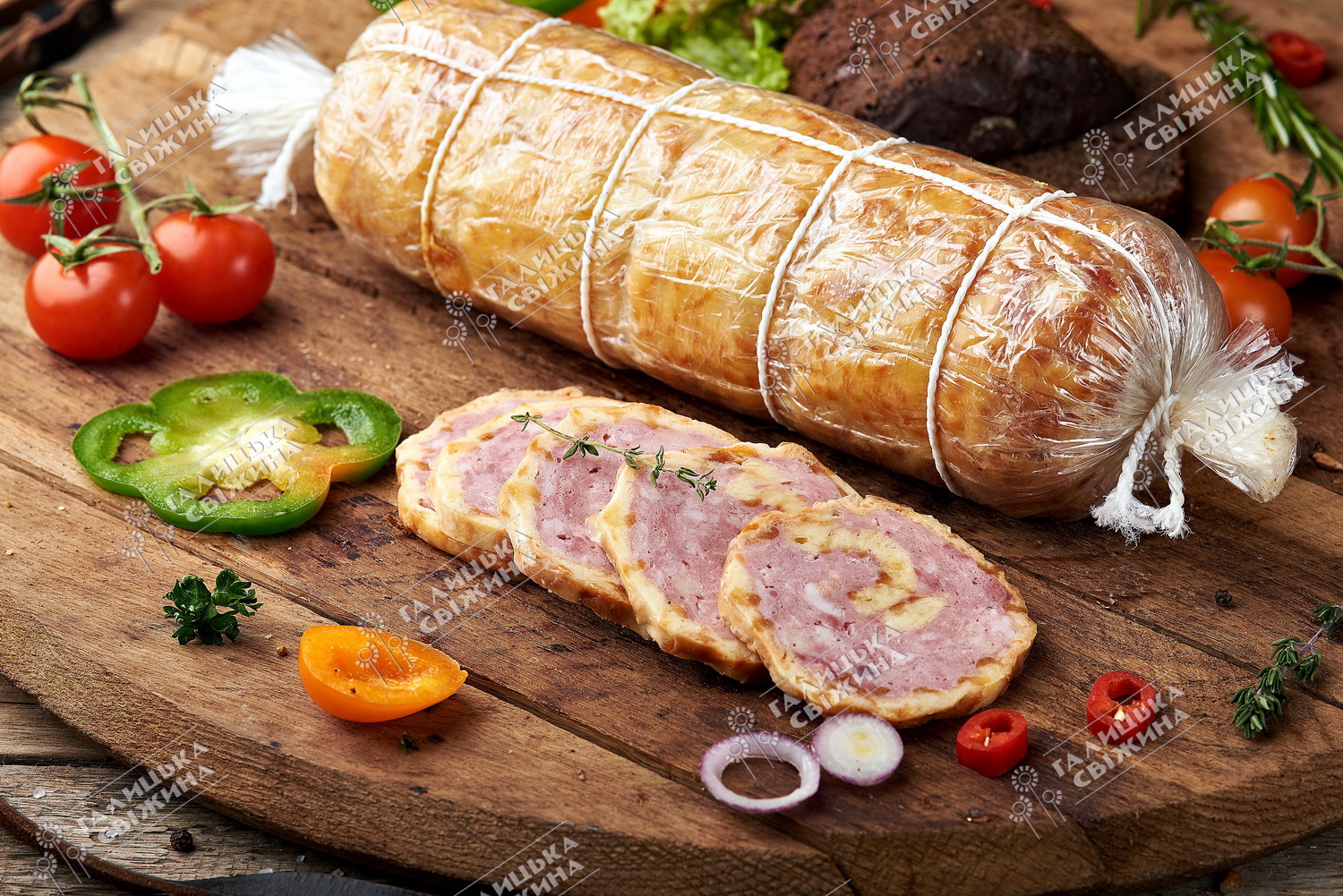 Рулет “М’ясний в сирі” варений