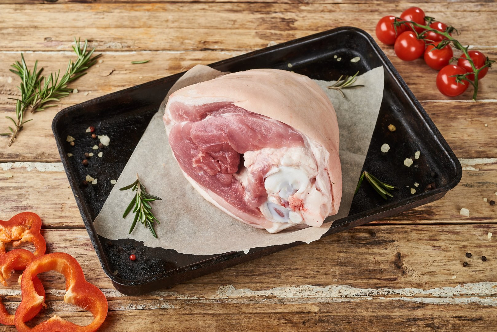 Голяшка свиняча задня