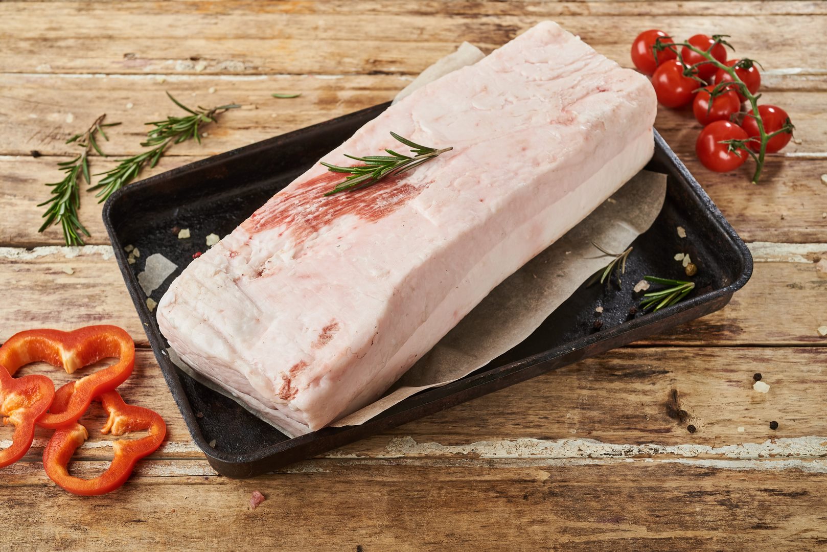 Сало свиняче свіже