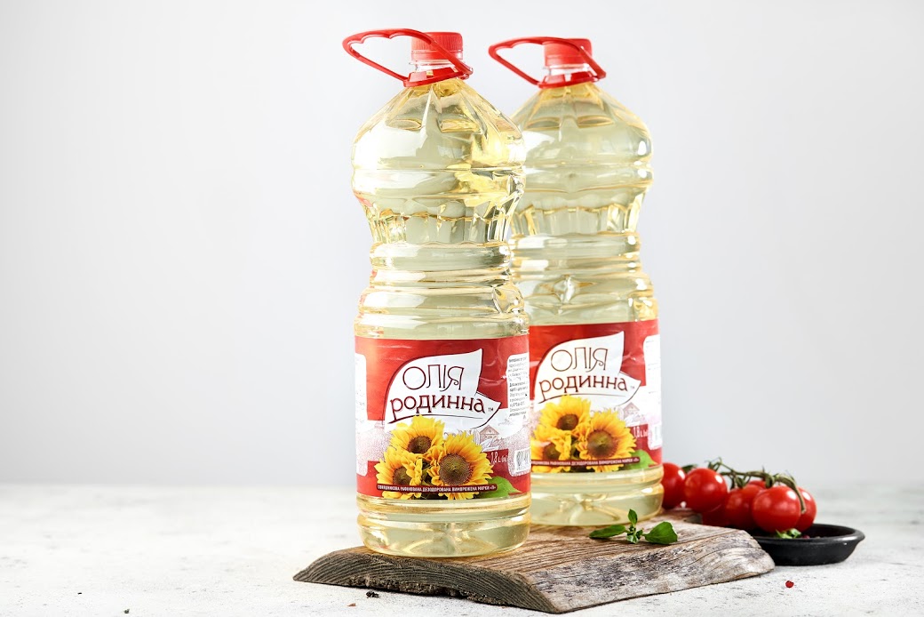 Олія ТМ “Родинна” 1,8 л