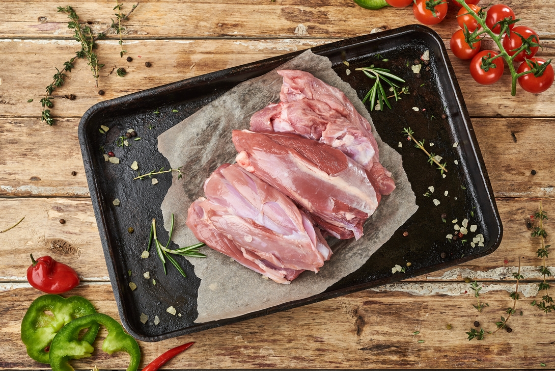 Гуляш телячий