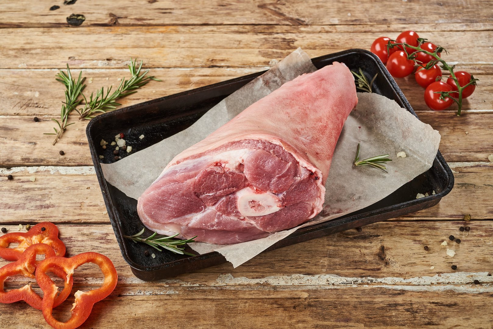 Голяшка свиняча передня